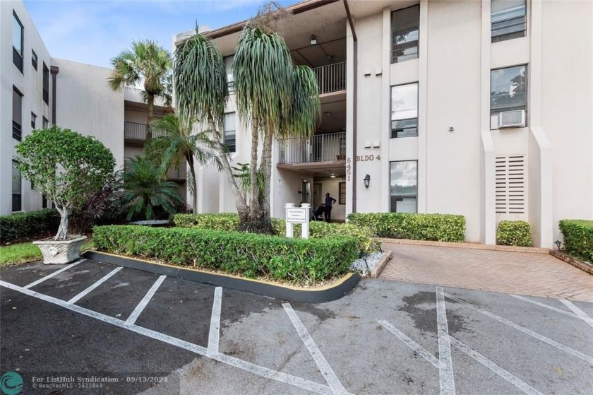 This ground floor condo is one of the few non age restricted - Beach Condo for sale in Tamarac, Florida on Beachhouse.com