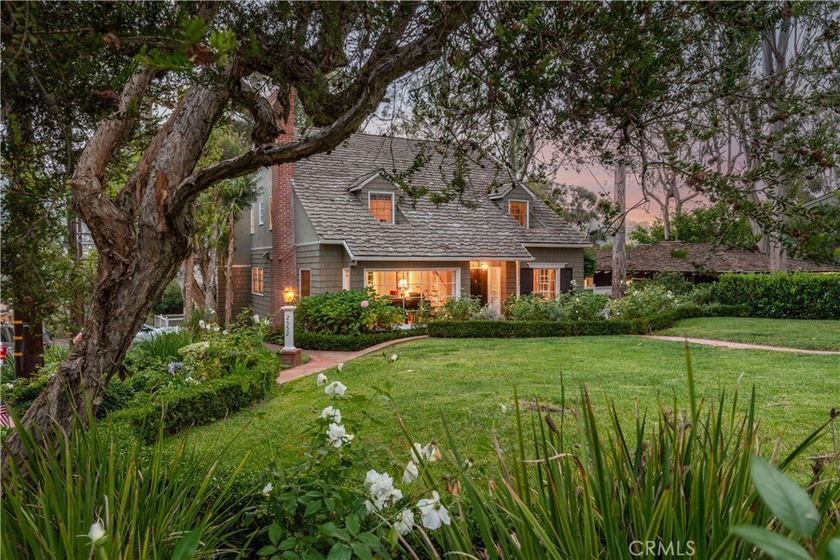 Quintessential Cape Cod in the heart of Valmonte's beloved - Beach Home for sale in Palos Verdes Estates, California on Beachhouse.com