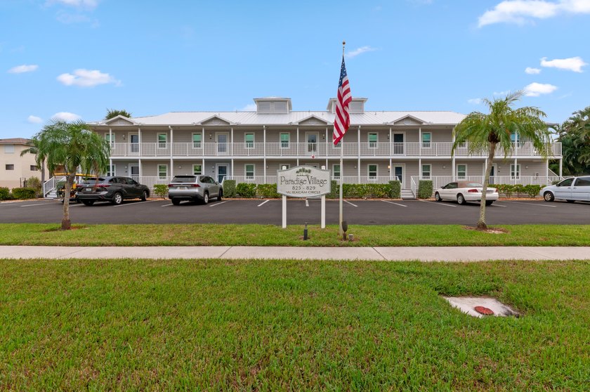 Remodeled 2 bedroom 2 bath second floor condo overlooking the - Beach Condo for sale in Marco Island, Florida on Beachhouse.com