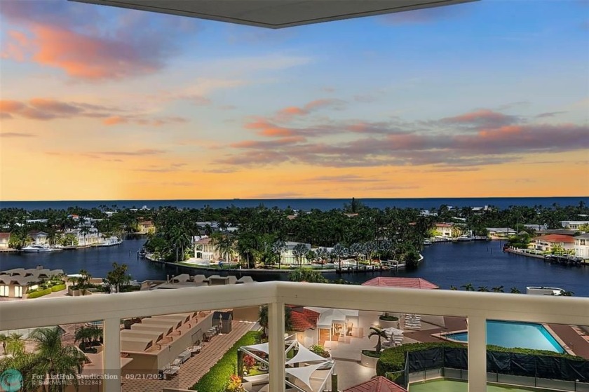 Welcome to the highly sought-after *01* line residence in the - Beach Condo for sale in Miami, Florida on Beachhouse.com