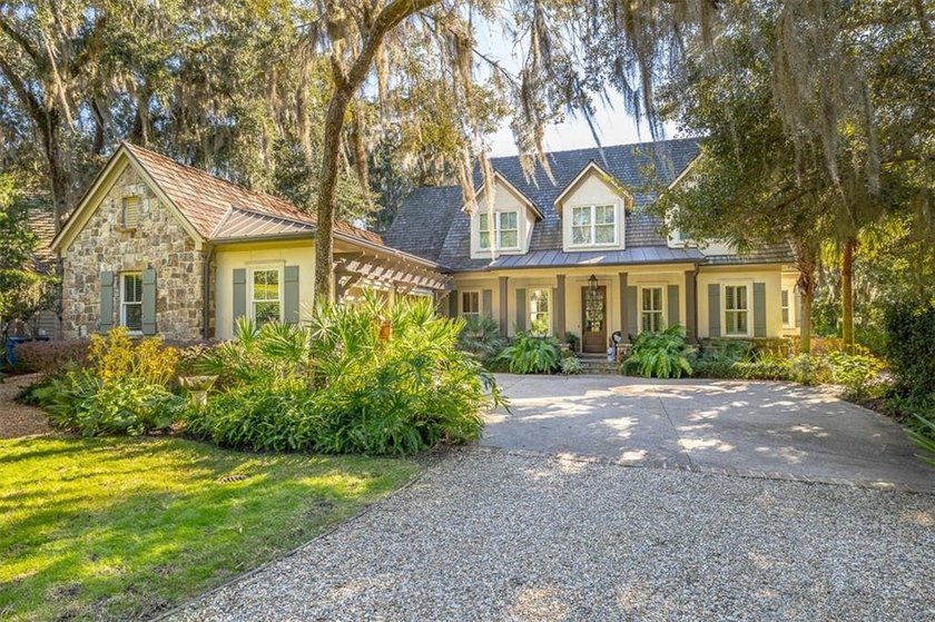 Welcome to 23 Bracklin Court in Frederica Township, a stunning - Beach Home for sale in Saint Simons, Georgia on Beachhouse.com