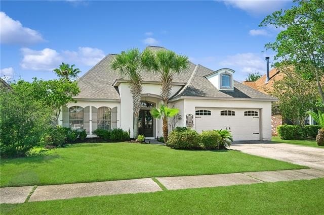 Discover comfort and style at 2384 Cours Carson, Mandeville, LA - Beach Home for sale in Mandeville, Louisiana on Beachhouse.com