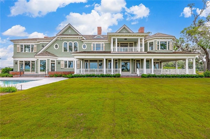 More than a residence, this is a lifestyle defined by elegance - Beach Home for sale in Saint Simons, Georgia on Beachhouse.com