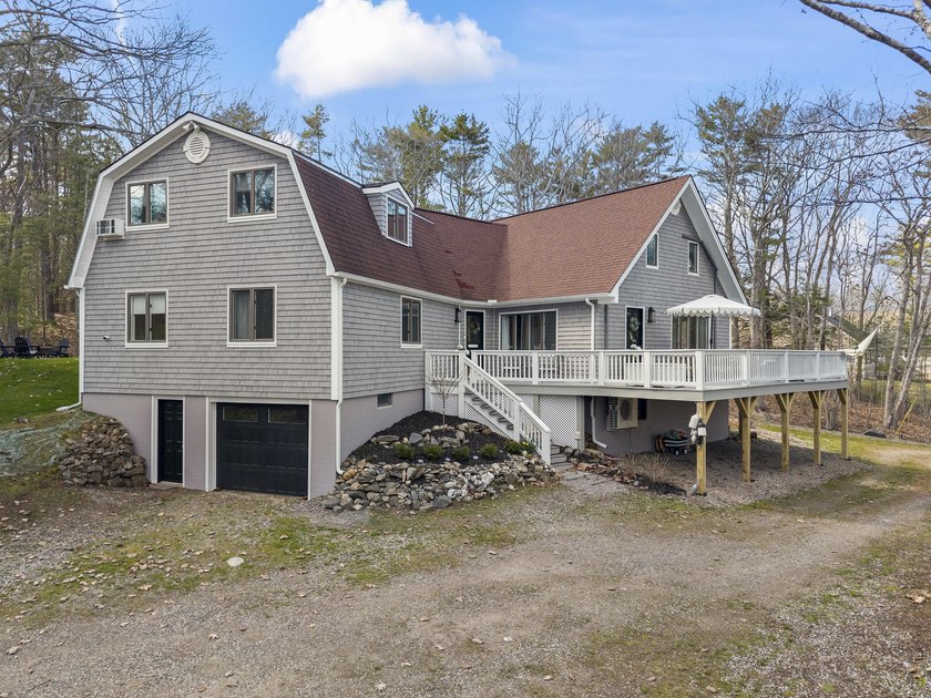 Welcome to 176 Shore Road in the coveted coastal enclave of Cape - Beach Home for sale in York, Maine on Beachhouse.com