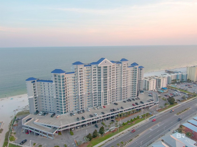 Welcome to your Gulf Coast paradise! This 2 bed 2 bath condo at - Beach Home for sale in Gulf Shores, Alabama on Beachhouse.com