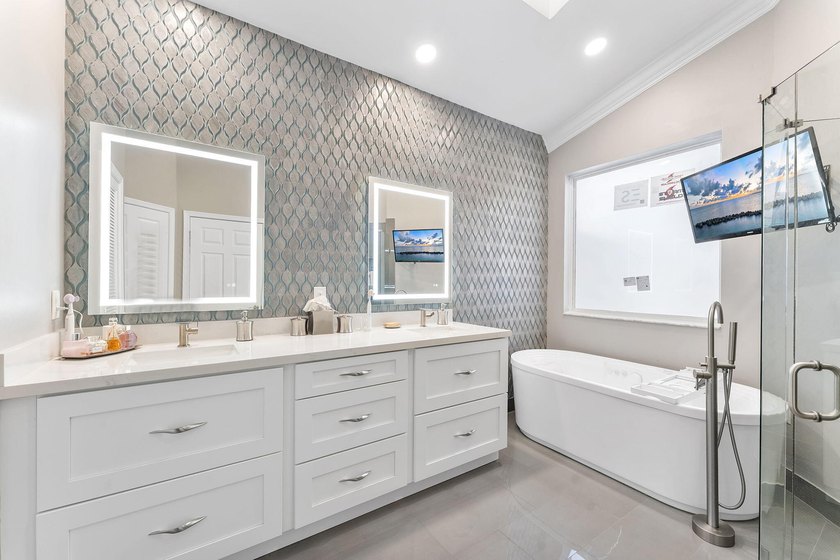 Live the Florida lifestyle in this updated 3-bed, 2-bath home - Beach Home for sale in Boynton Beach, Florida on Beachhouse.com