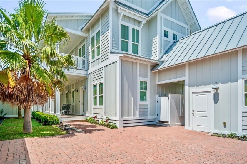 This 4 bedroom 4 bath beach house has everything you need and - Beach Home for sale in Port Aransas, Texas on Beachhouse.com