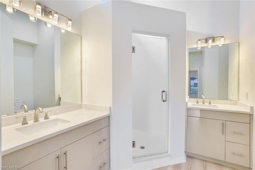 Beautifully updated 3/2 great room Villa home in intimate gated - Beach Home for sale in Naples, Florida on Beachhouse.com