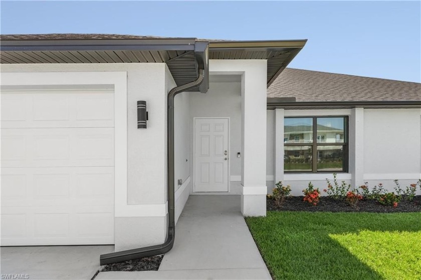 Come and see this Beautiful 4 bedroom 2 bathroom home with a - Beach Home for sale in Cape Coral, Florida on Beachhouse.com