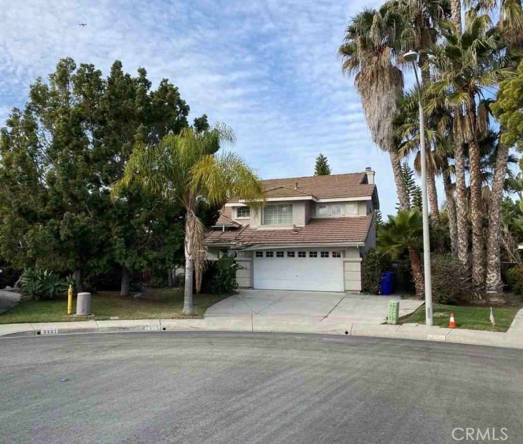 Opportunity knocks in Oceanside, CA. This single-family - Beach Home for sale in Oceanside, California on Beachhouse.com