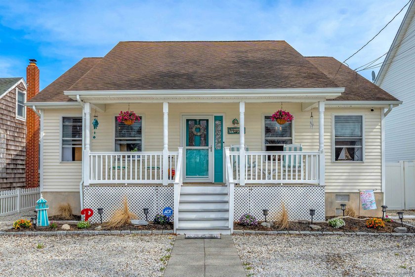 Turn-key coastal escape just a short walk from the bay--this - Beach Home for sale in Del Haven, New Jersey on Beachhouse.com
