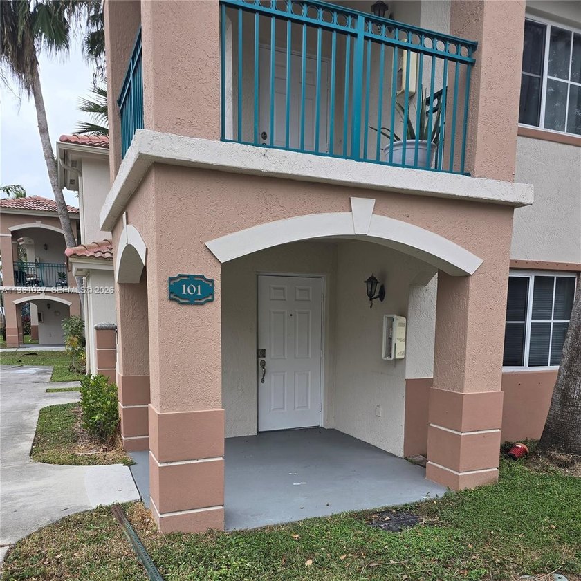 FIRST FLOOR 3/2 CORNER UNIT, INSIDE LAUNDRY. SECURITY PATROL - Beach Condo for sale in Homestead, Florida on Beachhouse.com