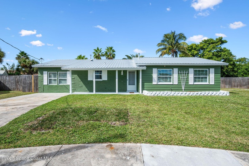 Updated Family Pool Home in Beautiful Newfound Harbor, Merritt - Beach Home for sale in Merritt Island, Florida on Beachhouse.com
