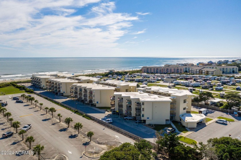 PRICED TO SELL! This furnished two-bedroom, two-bathroom condo - Beach Condo for sale in Emerald Isle, North Carolina on Beachhouse.com