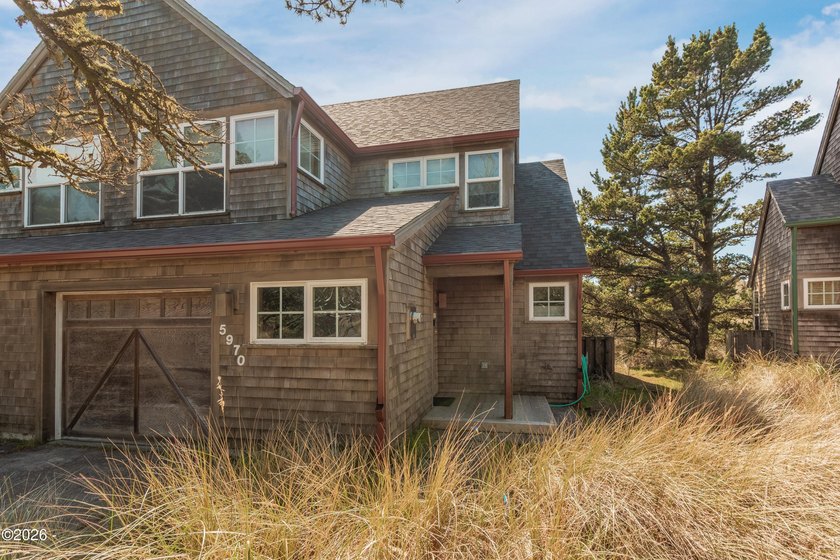 Experience the charm of Shorepine Village in Pacific City with - Beach Home for sale in Pacific City, Oregon on Beachhouse.com
