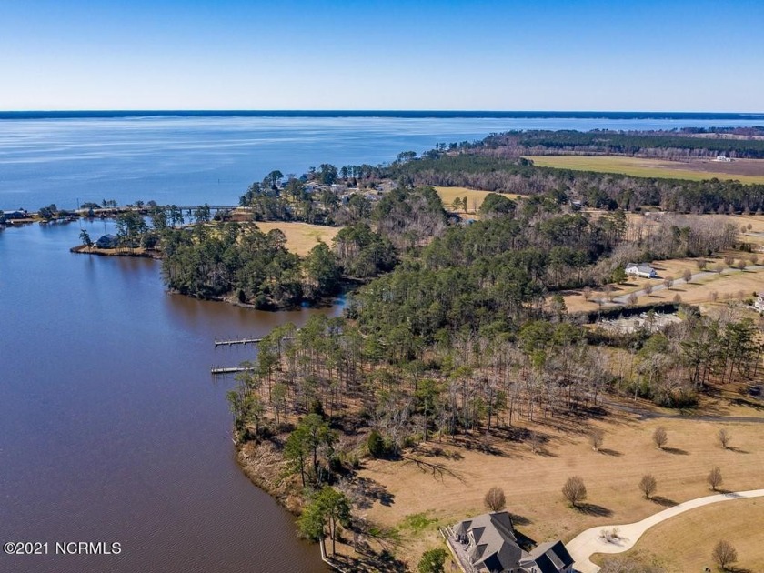 Beautiful partially wooded waterfront lot on a culdesac in the - Beach Lot for sale in Arapahoe, North Carolina on Beachhouse.com