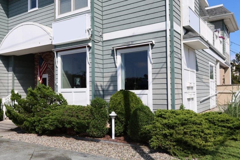 Welcome to one of Avalon's most prominent and high-visibility of - Beach Commercial for sale in Avalon, New Jersey on Beachhouse.com