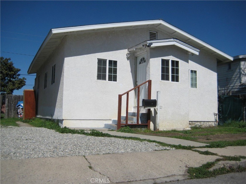 Excellent opportunity to live close to the beach, fine Ventura - Beach Home for sale in Ventura, California on Beachhouse.com