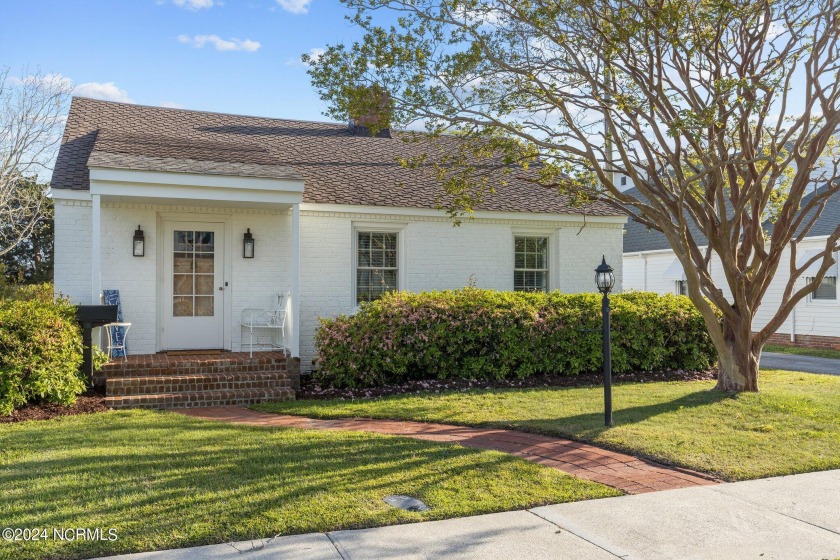 This 4 bedroom Promise Land Home is one  not to be missed - Beach Home for sale in Morehead City, North Carolina on Beachhouse.com