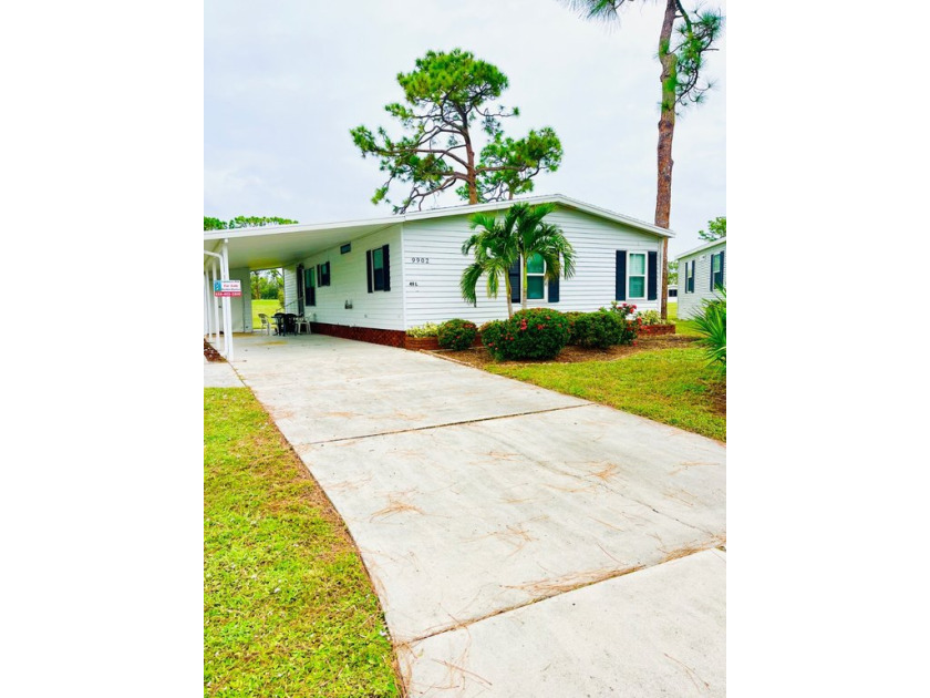 This move-in ready two-bedroom, two-bathroom home located in the - Beach Home for sale in North Fort Myers, Florida on Beachhouse.com