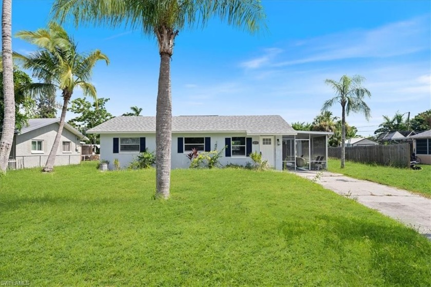 Step into this charming single-family pool home and fall in love - Beach Home for sale in Fort Myers, Florida on Beachhouse.com