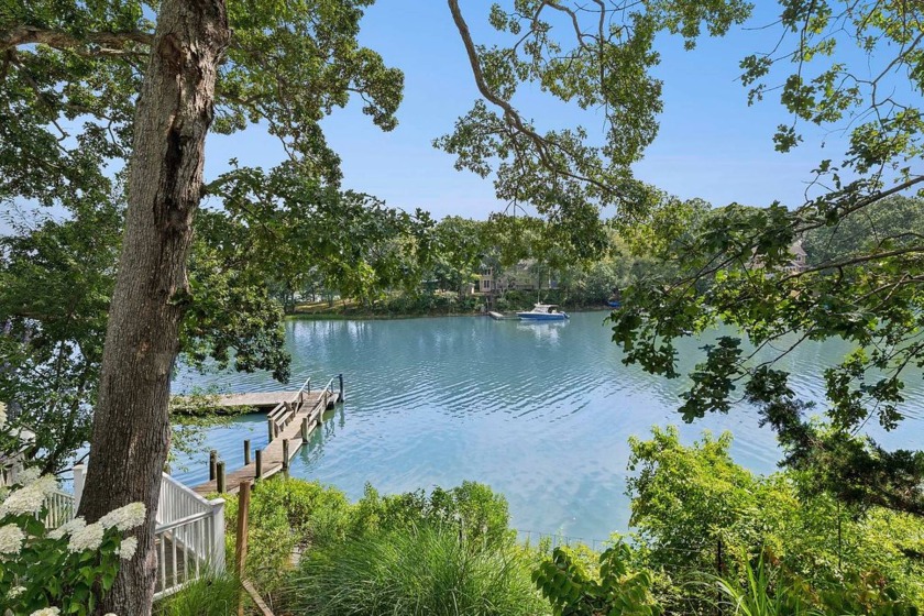 Enviably located on Shelter Island's southern coast with 113' of - Beach Home for sale in Shelter Island, New York on Beachhouse.com