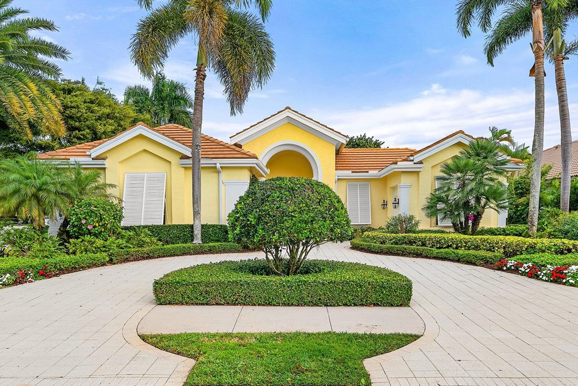 IMMEDIATE FULL GOLF MEMBERSHIP OPPORTUNITY AVAILABLE or this - Beach Home for sale in Palm Beach Gardens, Florida on Beachhouse.com