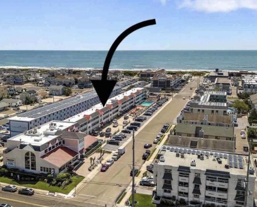 Absolutely stunning 2 bed, 2 bath condo in Avalon, NJ! This gem - Beach Condo for sale in Avalon, New Jersey on Beachhouse.com