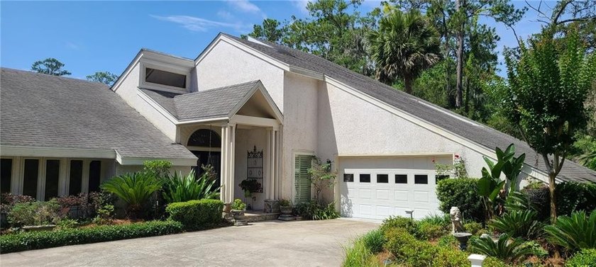 Elegant custom built home in the sought after Sea Palms - Beach Home for sale in Saint Simons, Georgia on Beachhouse.com
