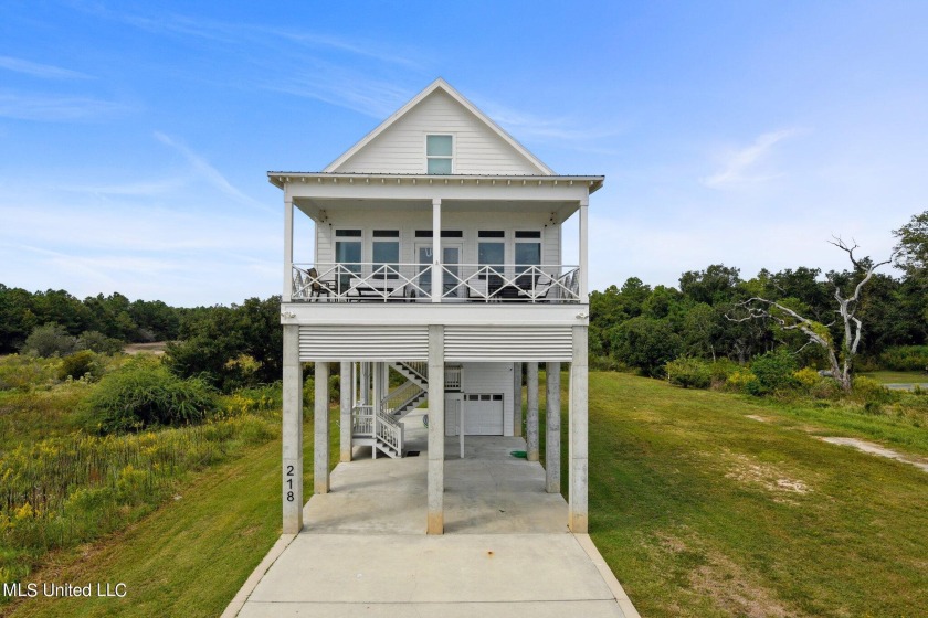 Beautiful beachfront home in Waveland! Sold fully furnished! - Beach Home for sale in Waveland, Mississippi on Beachhouse.com