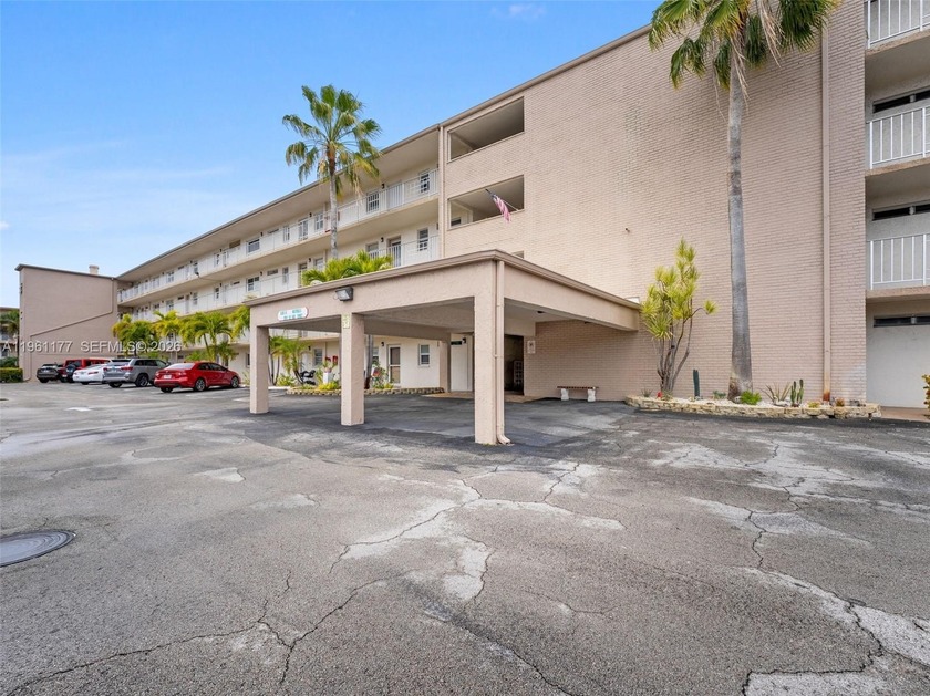 Top-floor furnished condo with major building upgrades already - Beach Condo for sale in Boynton Beach, Florida on Beachhouse.com