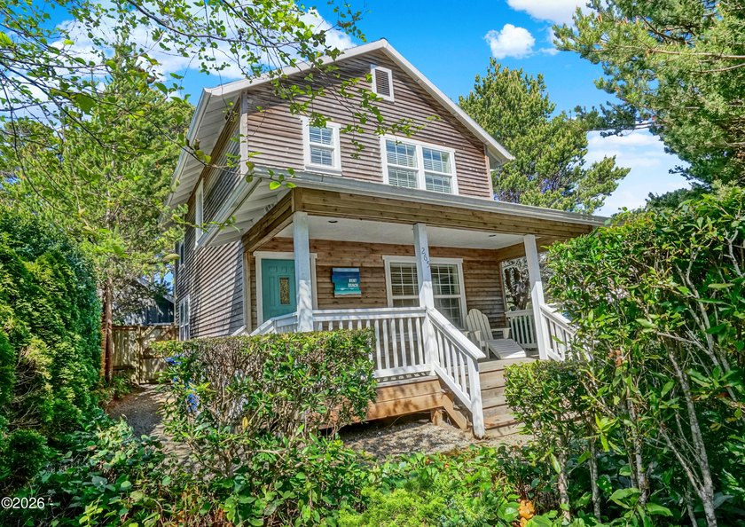 Enjoy the coastal lifestyle in this charming cottage home in the - Beach Home for sale in Depoe Bay, Oregon on Beachhouse.com