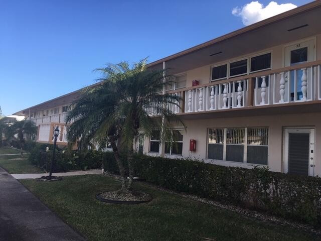 Great 2nd floor corner with 2 BR, 1.1/2 bath on the water. Nice - Beach Condo for sale in West Palm Beach, Florida on Beachhouse.com