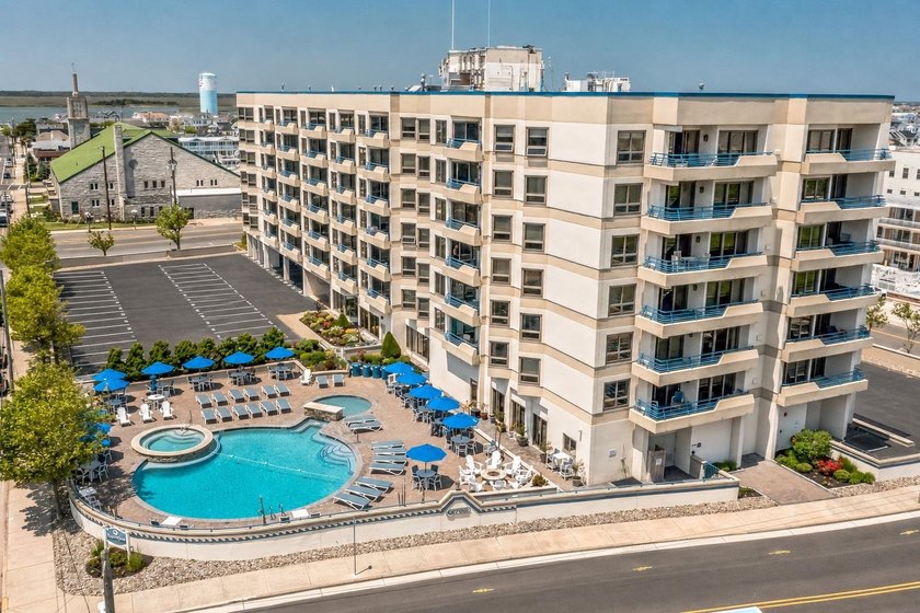COASTAL LIVING WITH TURNKEY APPEAL  Welcome to Ocean Place - Beach Condo for sale in Wildwood Crest, New Jersey on Beachhouse.com