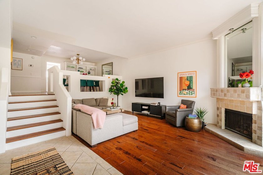 Tucked inside a privately gated community in the heart of - Beach Condo for sale in Marina Del Rey, California on Beachhouse.com