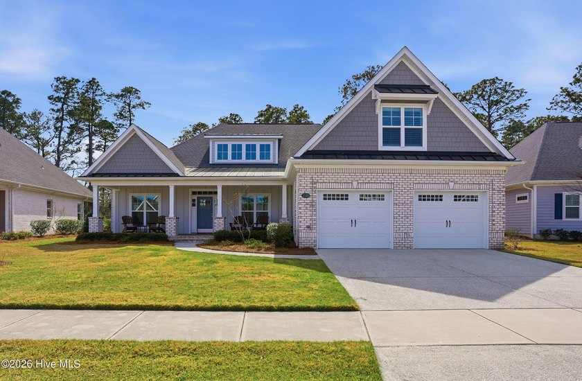 Welcome to this stunning 4 bedroom, 3 1/2 bathroom home - Beach Home for sale in Wilmington, North Carolina on Beachhouse.com