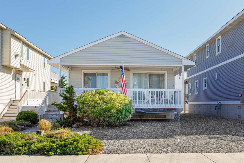 Outstanding Bay Views! Classic Avalon opportunity just blocks - Beach Home for sale in Avalon, New Jersey on Beachhouse.com