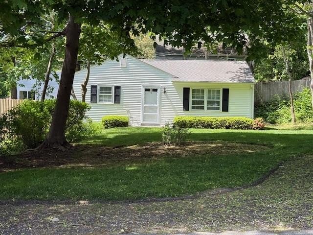 Opportunity to own on Long Island's North Fork!  This quaint - Beach Home for sale in Rocky Point, New York on Beachhouse.com