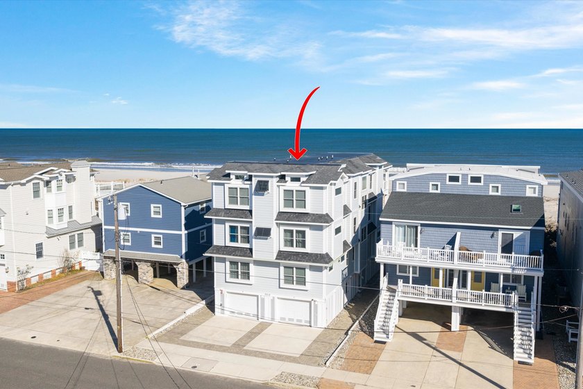Introducing a hybrid style townhouse that is the best of both - Beach Townhome/Townhouse for sale in Sea Isle City, New Jersey on Beachhouse.com