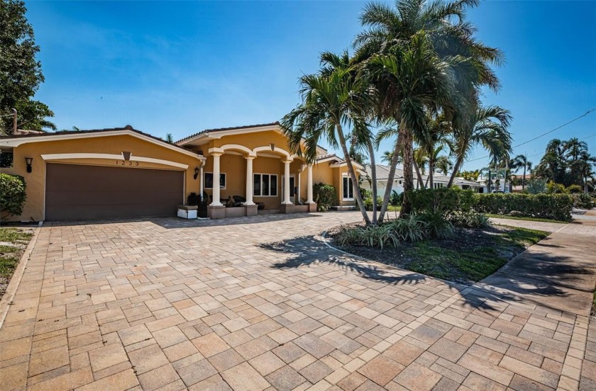 Opportunity abounds at this spectacularly located Eden Isle - Beach Lot for sale in St. Petersburg, Florida on Beachhouse.com