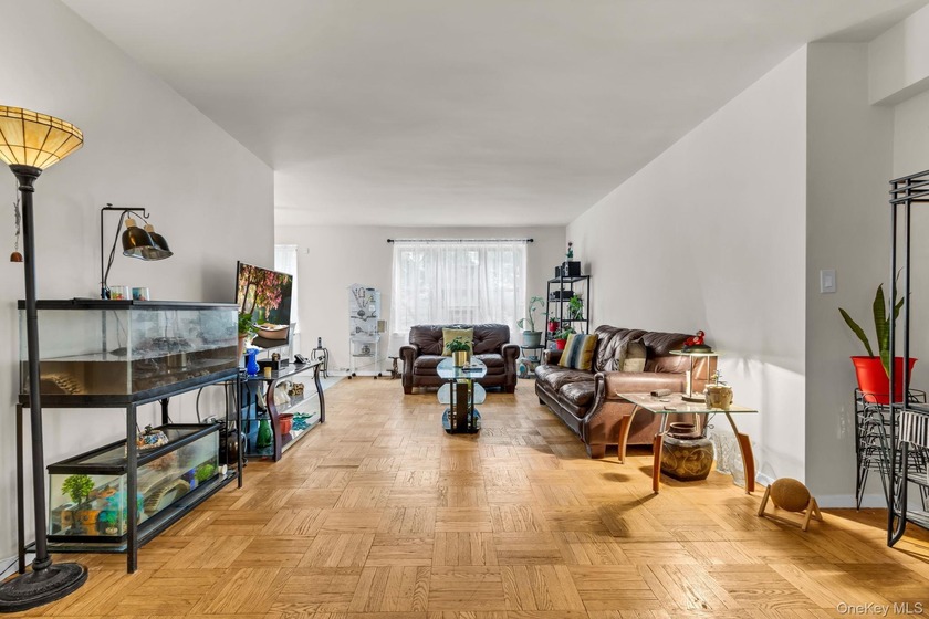 Welcome to 640 W 231st St #2B, an east-facing, freshly painted - Beach Home for sale in Bronx, New York on Beachhouse.com