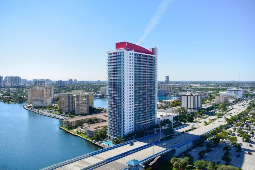 Enjoy the breathtaking water views from this 19th-floor unit. An - Beach Condo for sale in Hallandale Beach, Florida on Beachhouse.com