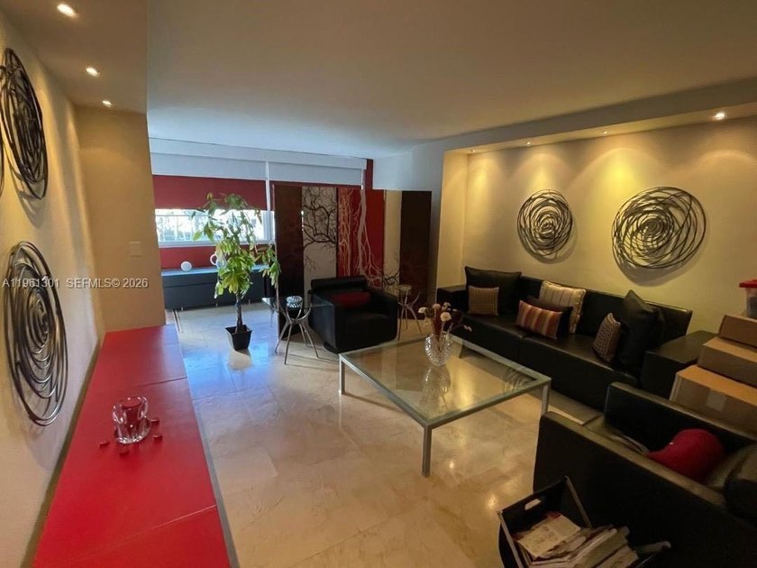 Direct East! 1 bedroom, 1 1/2 Bathrooms + Open Balcony with - Beach Condo for sale in Miami Beach, Florida on Beachhouse.com