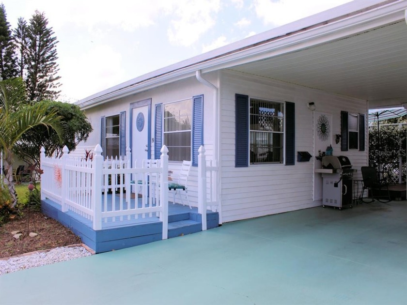 What an incredible retreat.  The wonderful open concept plan in - Beach Home for sale in Largo, Florida on Beachhouse.com