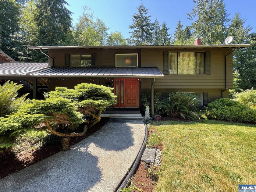 Enjoy the sounds of nature in this secluded, comfortable home on - Beach Home for sale in Port Angeles, Washington on Beachhouse.com