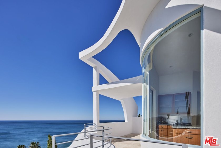 Perched in one of eastern Malibu's desirable enclaves - Beach Home for sale in Malibu, California on Beachhouse.com