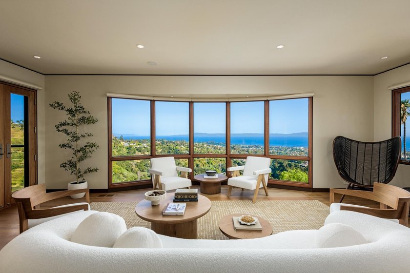 Not on the market for over 65 years... 50 Rincon Vista was - Beach Home for sale in Santa Barbara, California on Beachhouse.com