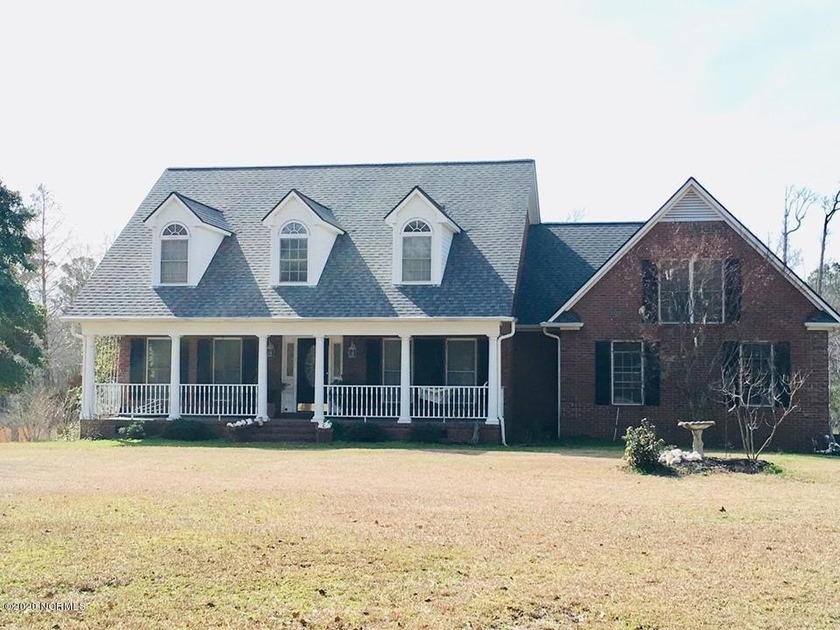 Waterfront-All Brick Stately Home with a Dock. Properties' - Beach Home for sale in Hampstead, North Carolina on Beachhouse.com