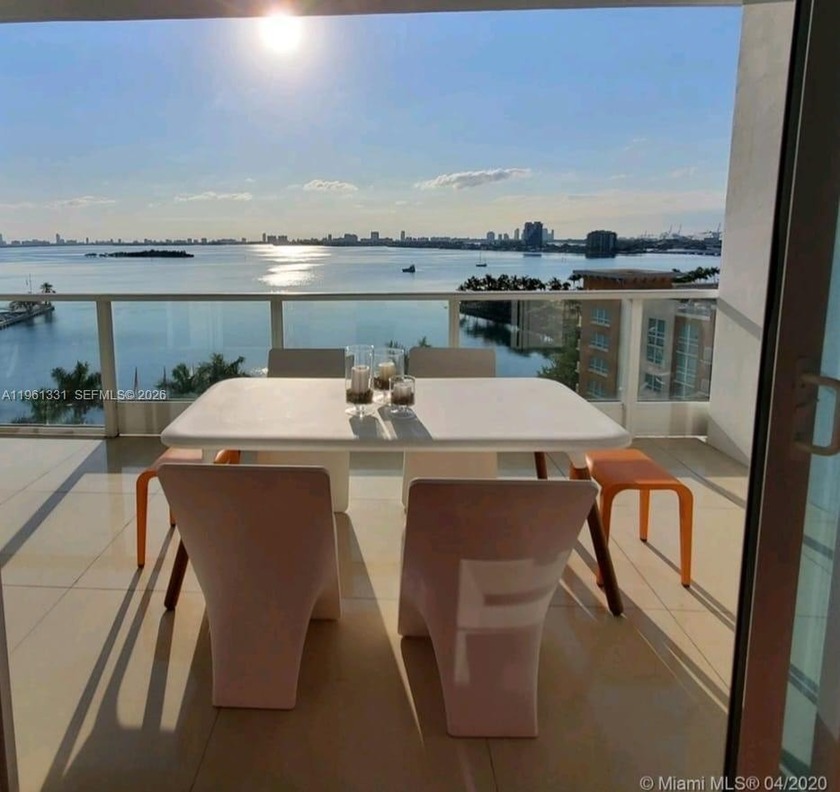 Experience luxury waterfront living at Paramount Bay in - Beach Condo for sale in Miami, Florida on Beachhouse.com
