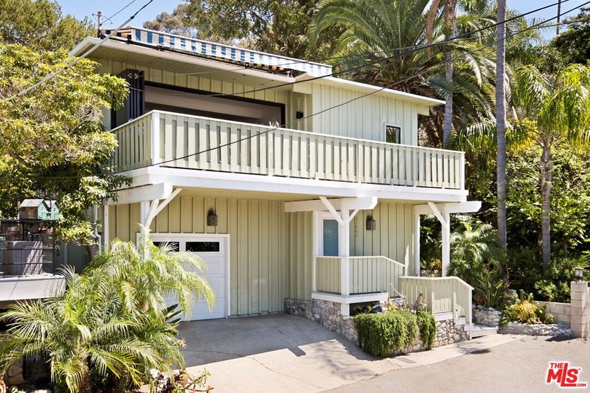 Located in a quiet pocket of South Laguna between the rolling - Beach Home for sale in Laguna Beach, California on Beachhouse.com